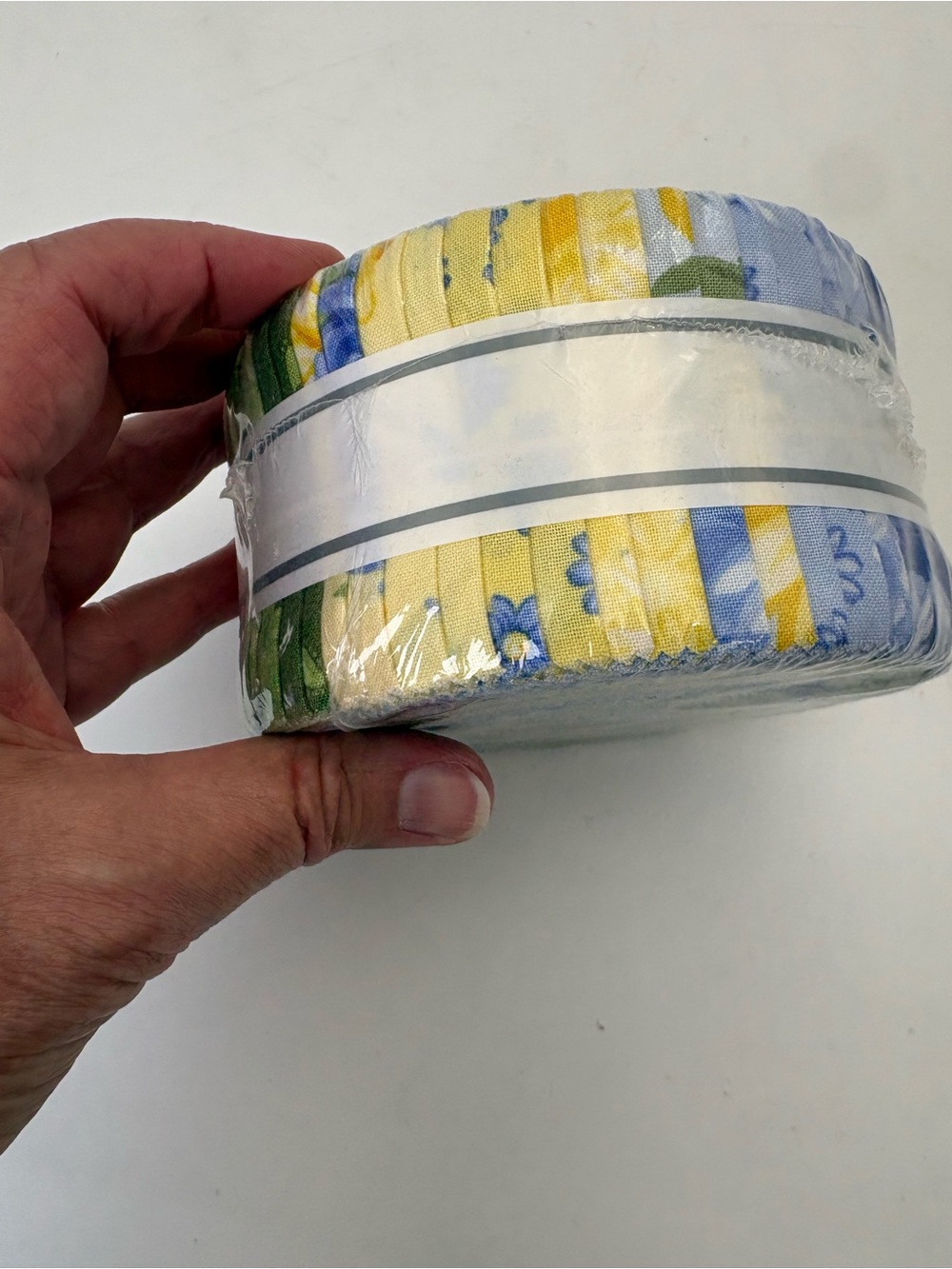 NOS Sunshine Roll-Ups RU-1017-40 - Multi Blue and Yellow Floral Fabric - Picture 5 of 7
